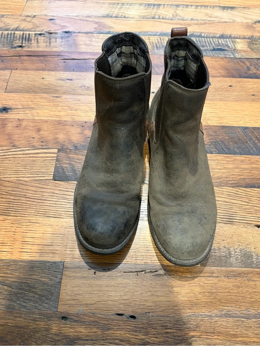 Ariat Brown Leather Chelsea Ankle Boots